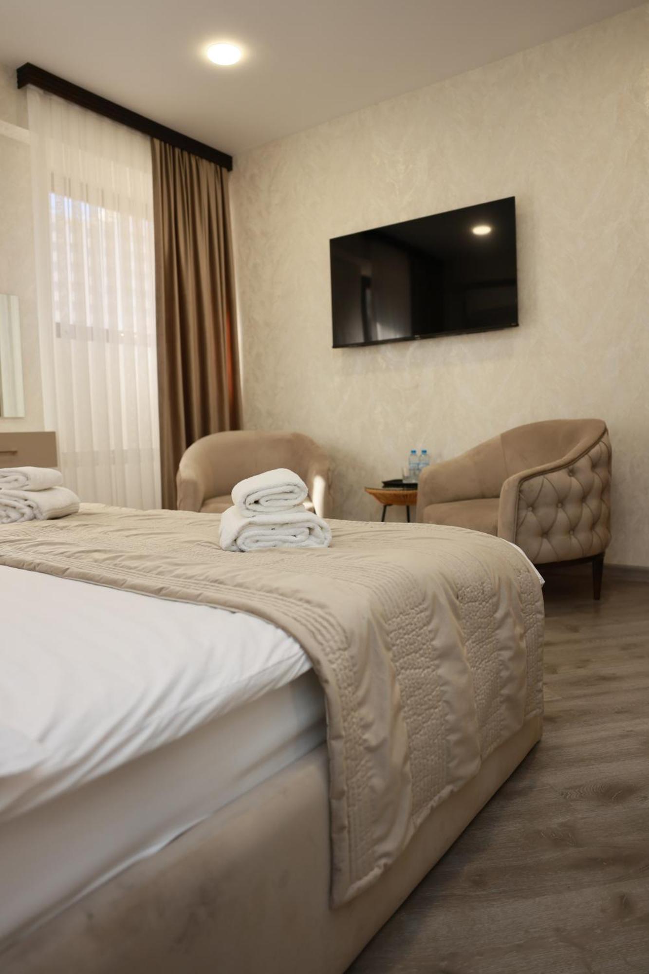 Royal Renaissance Hotel 예레반 객실 사진